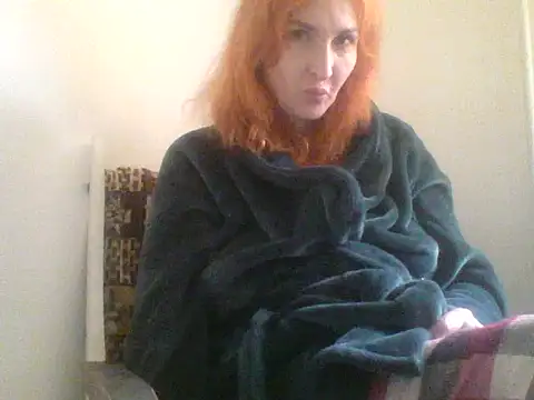 Snapshot of MssAngela chatting on October 9, 6:00 am MssAngela online show from October 9, 6:00 am