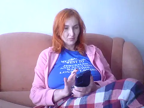Snapshot of MssAngela chatting on October 19, 8:48 am MssAngela online show from October 19, 8:48 am