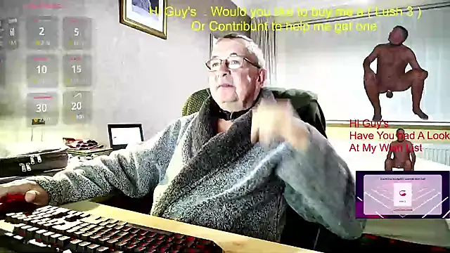 Snapshot of Aandy62 chatting on December 10, 7:05 am Aandy62 online show from December 10, 7:05 am