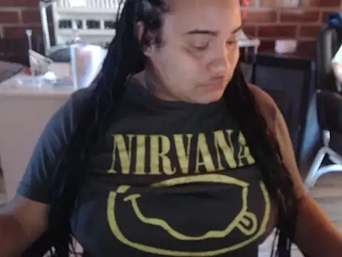 Snapshot of Hilarybunnyy chatting on October 25, 5:19 pm Hilarybunnyy online show from October 25, 5:19 pm