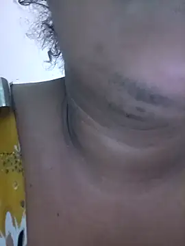 Snapshot of Hilarybunnyy chatting on January 17, 3:28 pm Hilarybunnyy online show from January 17, 3:28 pm