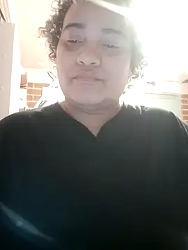 Snapshot of Hilarybunnyy chatting on February 3, 10:26 pm Hilarybunnyy online show from February 3, 10:26 pm