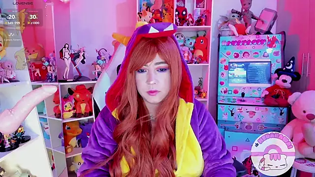 Snapshot of meda_kawaii_ chatting on December 5, 10:45 pm meda kawaii  online show from December 5, 10:45 pm