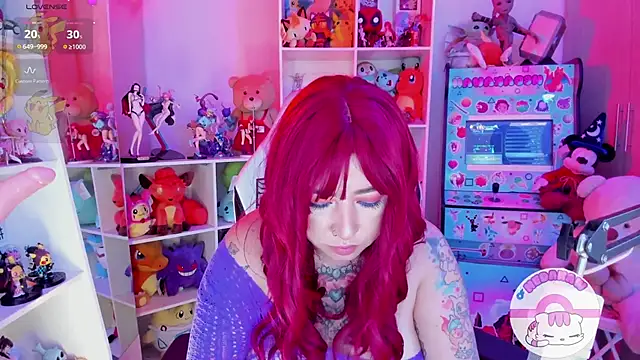 Snapshot of meda_kawaii_ chatting on December 6, 1:51 am meda kawaii  online show from December 6, 1:51 am