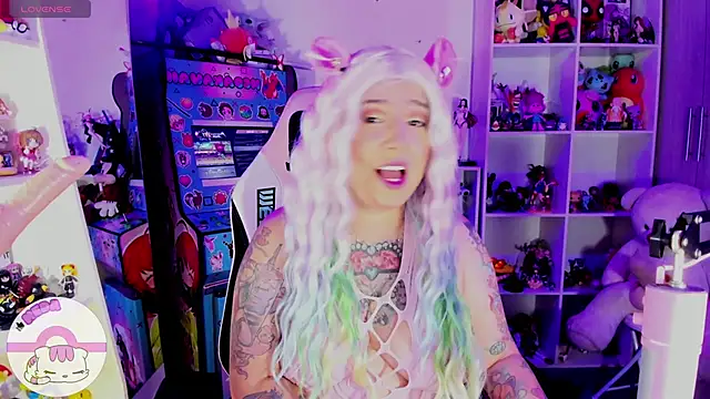 Snapshot of meda_kawaii_ chatting on January 19, 12:49 am meda kawaii  online show from January 19, 12:49 am