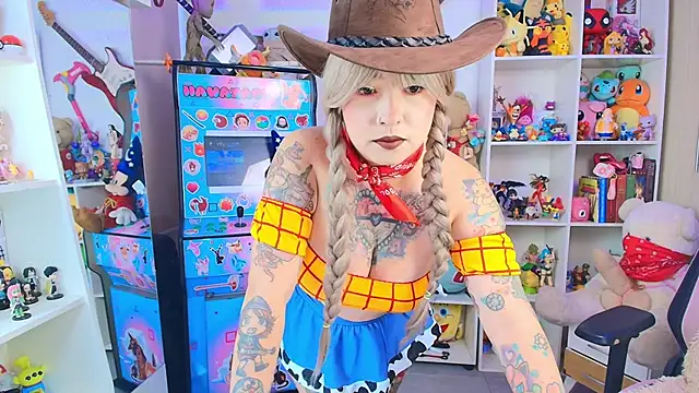 Snapshot of meda_kawaii_ chatting on October 2, 9:55 pm meda kawaii  online show from October 2, 9:55 pm