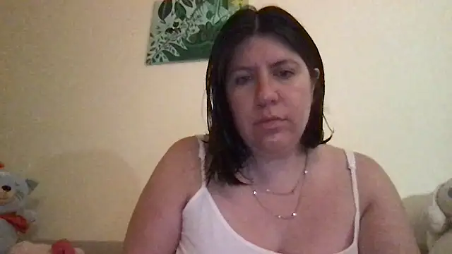 Snapshot of HYPHYtype chatting on July 19, 4:49 am HYPHYtype online show from July 19, 4:49 am