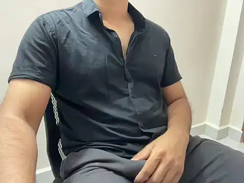 Snapshot of Arjun78877 chatting on October 9, 1:31 pm Arjun78877 online show from October 9, 1:31 pm