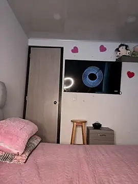 Lucy Marin online show from March 6, 3:35 pm