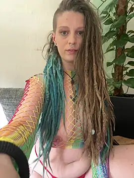 MenaDreadfull online show from May 29, 1:09 pm
