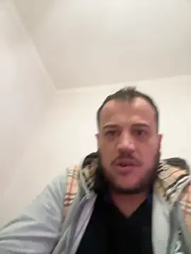 Snapshot of 1Aleks13 chatting on October 17, 9:17 pm 1Aleks13 online show from October 17, 9:17 pm