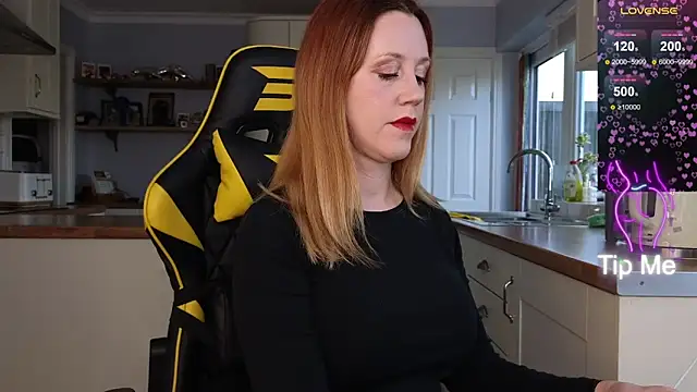 stripmequick online show from February 5, 2:16 pm