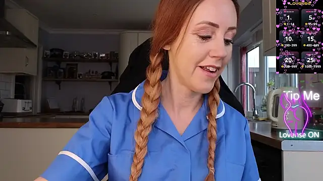 stripmequick online show from March 10, 10:53 am