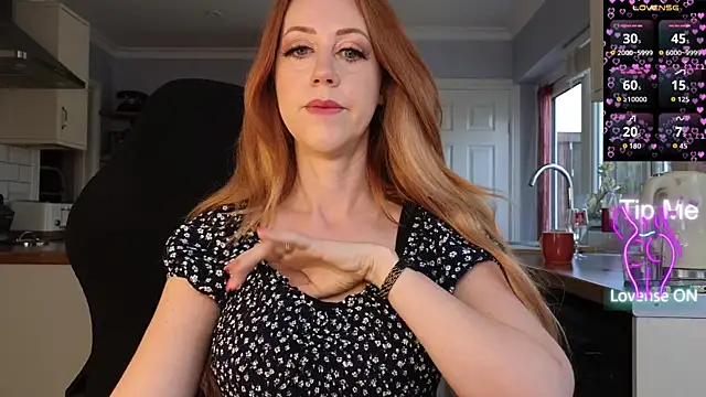 stripmequick online show from April 9, 8:09 am