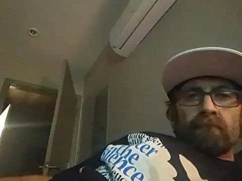 Bottomslut4tops84 online show from November 18, 4:28 am