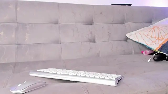 AgathaFoxx online show from December 15, 8:04 pm