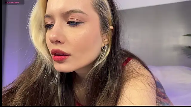 Snapshot of _blowjob_queen chatting on May 20, 11:11 pm blowjob queen online show from May 20, 11:11 pm