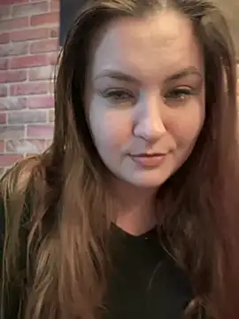 Snapshot of CandyShoopp chatting on January 17, 4:47 pm CandyShoopp online show from January 17, 4:47 pm
