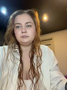 CandyShoopp online show from April 7, 7:36 pm