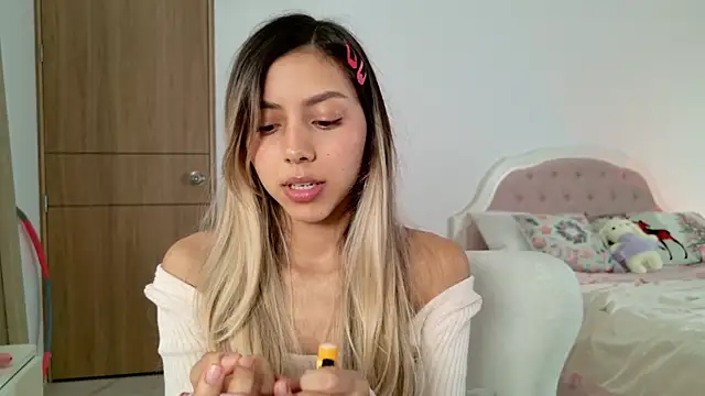 Sensualtease online show from December 4, 3:04 am