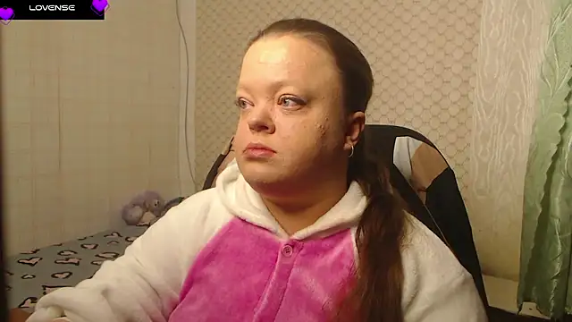 Janiffer MiMi online show from January 15, 5:49 pm