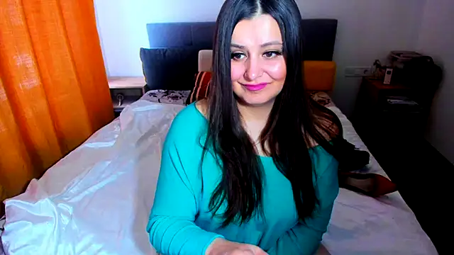 Snapshot of pinupmod chatting on January 7, 8:28 am pinupmod online show from January 7, 8:28 am