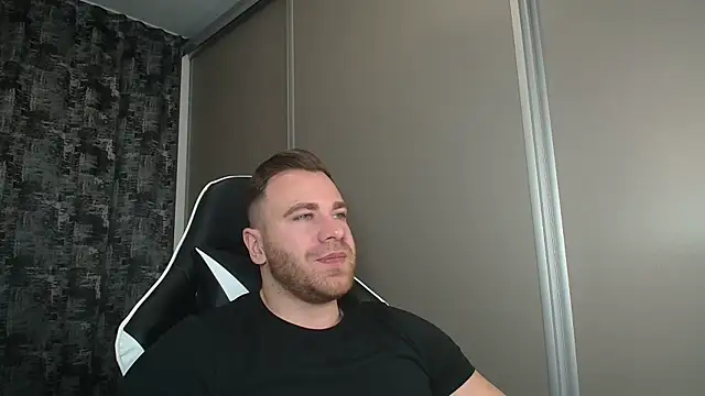 Thori92 online show from January 10, 5:24 pm