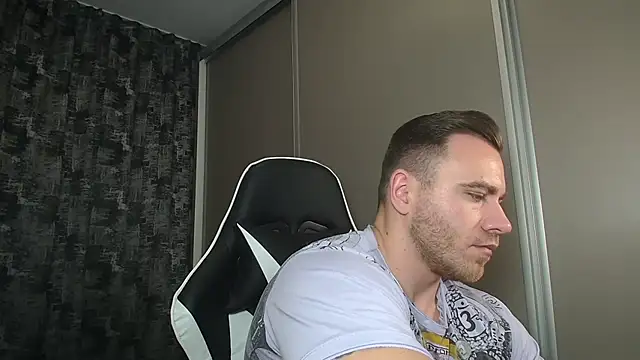 Thori92 online show from January 17, 10:12 pm