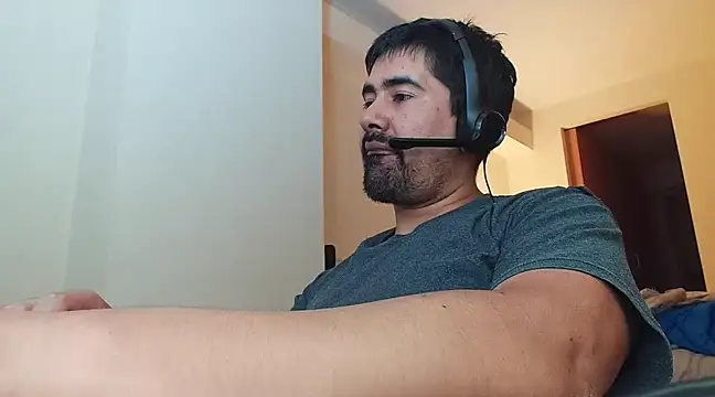 VonDoomdelToro online show from February 16, 5:59 am