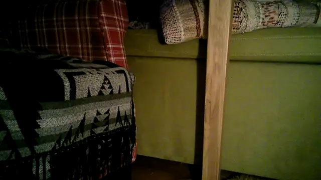 Snapshot of fusskuss2710 chatting on February 23, 10:31 pm fusskuss2710 online show from February 23, 10:31 pm