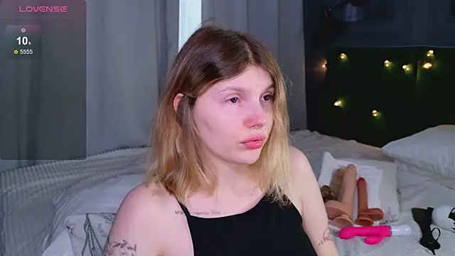  aleksa  online show from March 25, 6:19 am