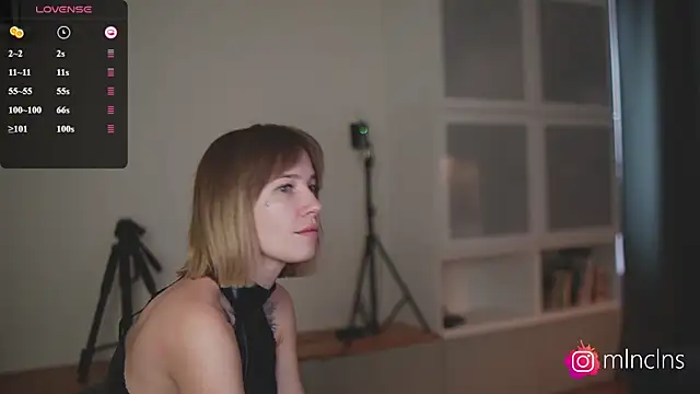 melanielwithu online show from April 25, 3:20 pm