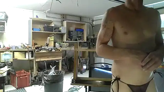 sunburnt602 online show from May 8, 2:11 pm