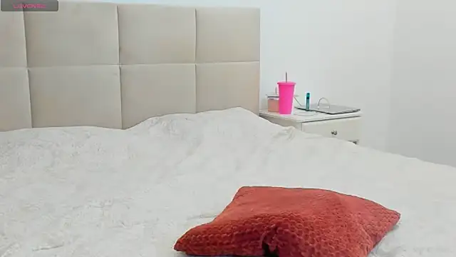 Sunshine Eva online show from October 21, 5:13 pm