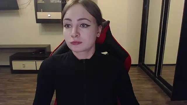 Laralianna online show from January 9, 7:42 am