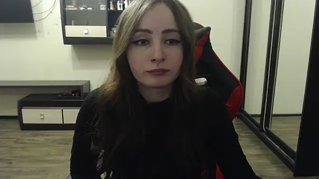 Laralianna online show from February 21, 7:43 pm