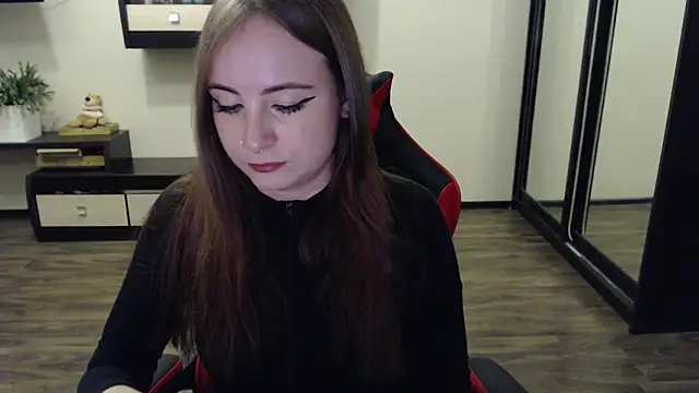 Laralianna online show from September 12, 2:39 pm