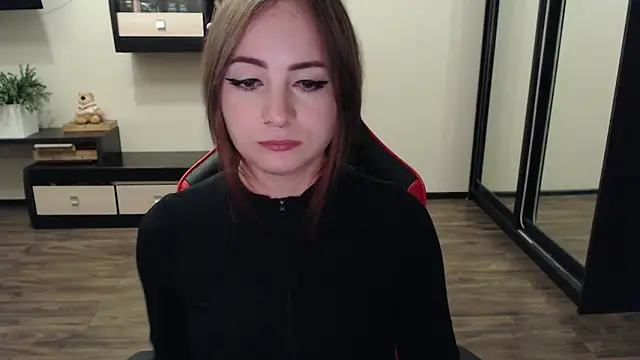 Laralianna online show from September 15, 2:06 pm