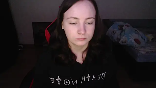 Laralianna online show from December 14, 3:50 pm