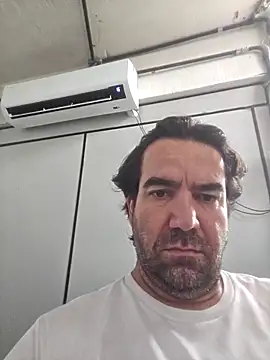 MysterBearMG online show from April 13, 3:39 pm