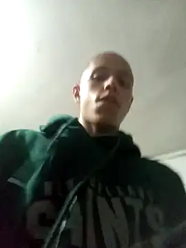 Snapshot of TRIXTERXXX chatting on November 10, 6:12 am TRIXTERXXX online show from November 10, 6:12 am