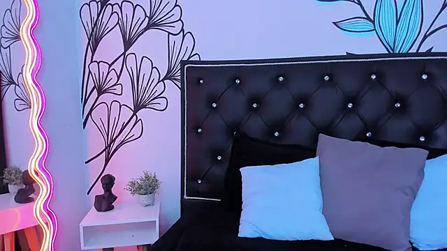 Sweet Ariadna  online show from May 30, 12:24 pm