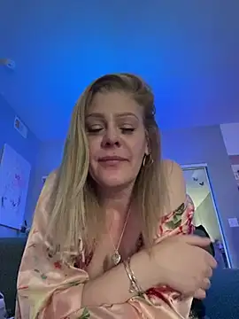 Lexi Shocker online show from March 21, 5:02 pm