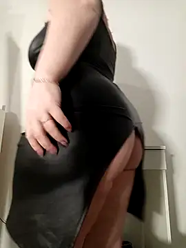 amanda-hornySeduction online show from March 27, 6:41 am