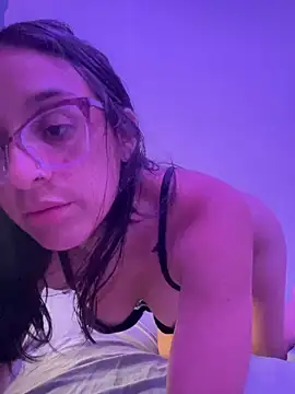 Snapshot of Ninnfa chatting on January 25, 4:34 am Ninnfa online show from January 25, 4:34 am