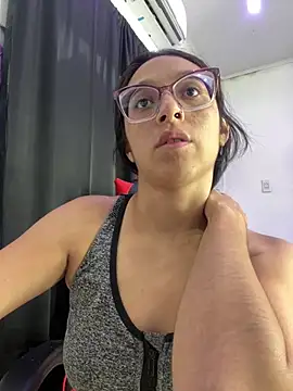 Snapshot of Ninnfa chatting on January 30, 11:24 pm Ninnfa online show from January 30, 11:24 pm