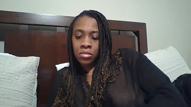 MsJuicy online show from December 21, 1:18 pm
