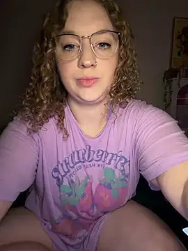 EmmieRae online show from October 29, 4:37 am