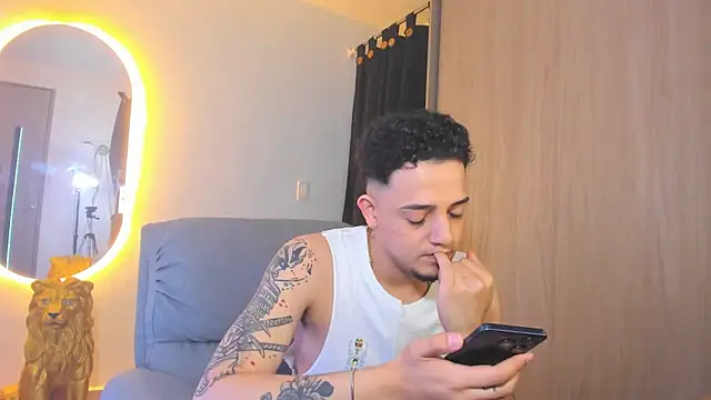 alejandro calderon1 online show from January 22, 7:03 am