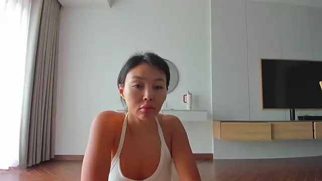 Snapshot of keiko_hot chatting on February 1, 3:05 am keiko hot online show from February 1, 3:05 am